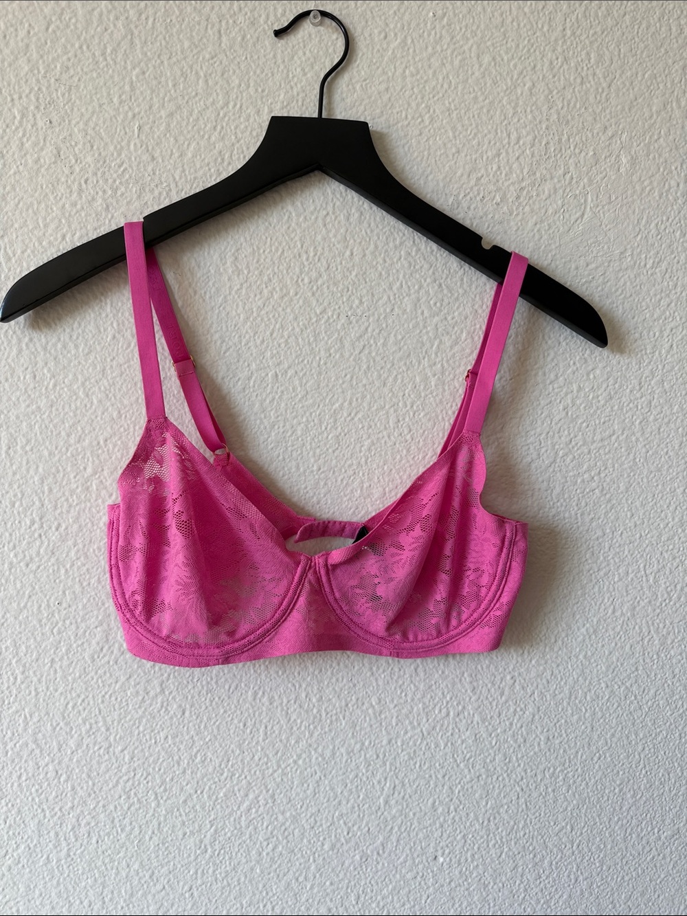 Natori Hot Pink Lace Underwire Bra